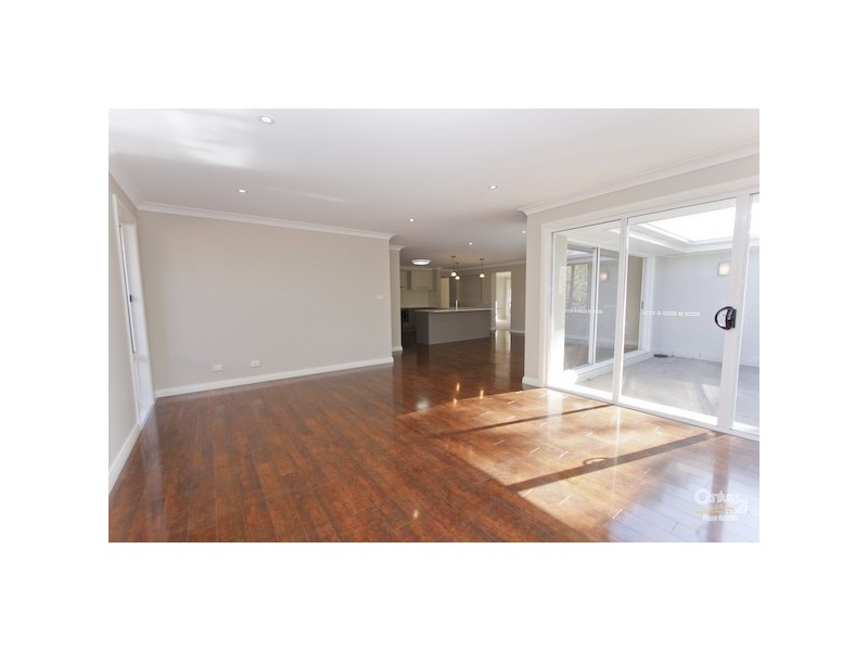 3 Lurnea Crescent, Valentine NSW 2280