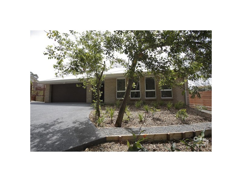 3 Lurnea Crescent, Valentine NSW 2280