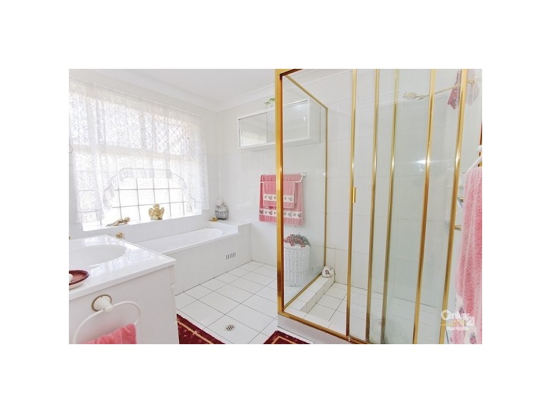 2/264 The Esplanade, Speers Point NSW 2284