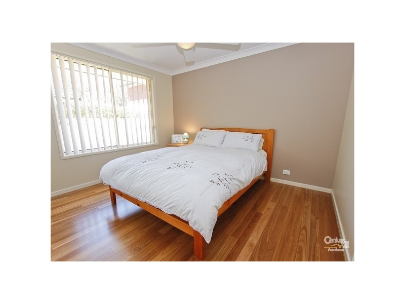 1/3 Ruston Avenue, Valentine NSW 2280