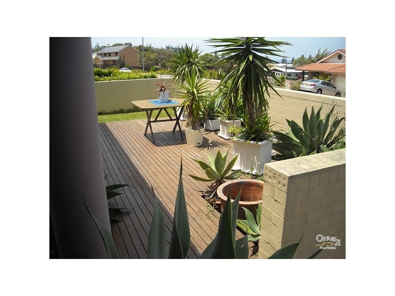7 Seascape Drive, Redhead NSW 2290