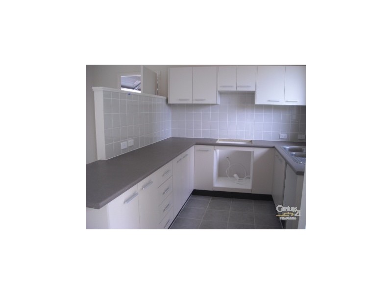 2/30 Helen Street, Mount Hutton NSW 2290