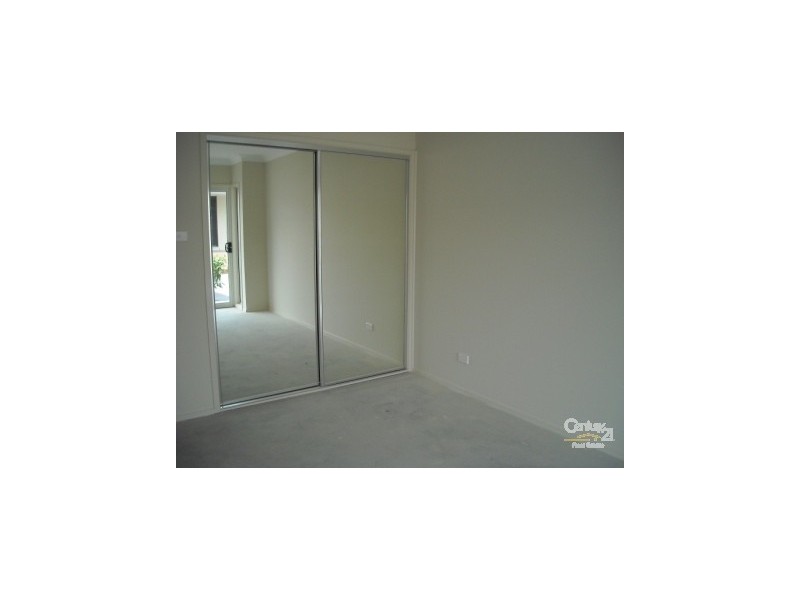 2/30 Helen Street, Mount Hutton NSW 2290