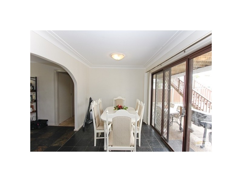 22 Campbell Street, Warners Bay NSW 2282