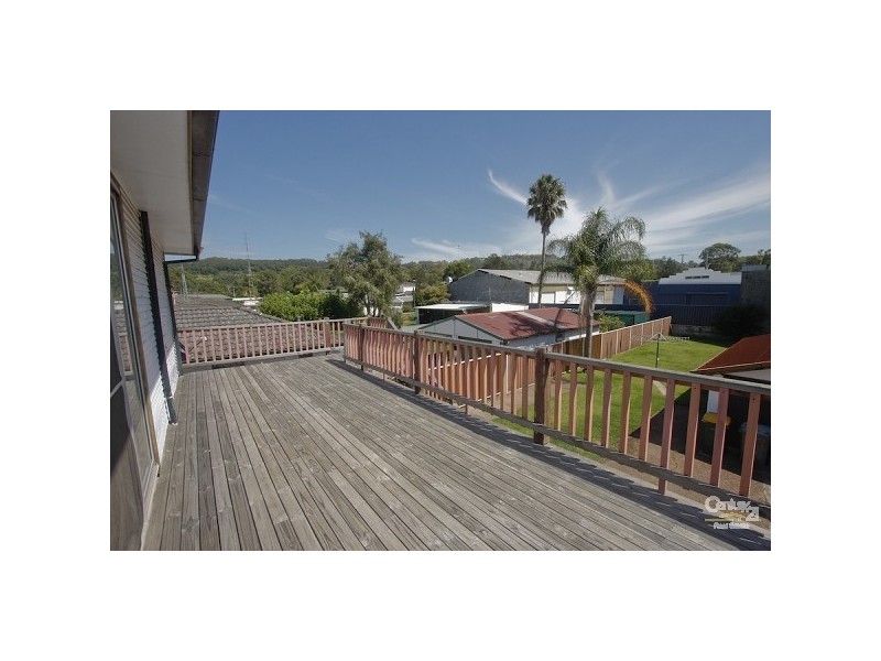 22 Campbell Street, Warners Bay NSW 2282