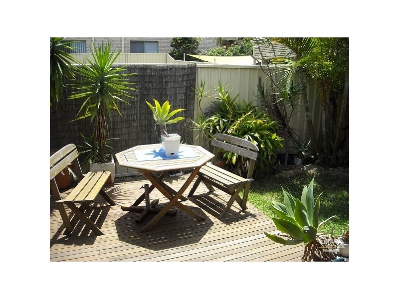 7 Seascape Drive, Redhead NSW 2290