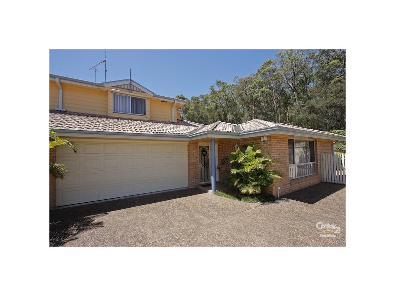 2/32 Boatmans Row, Eleebana NSW 2282