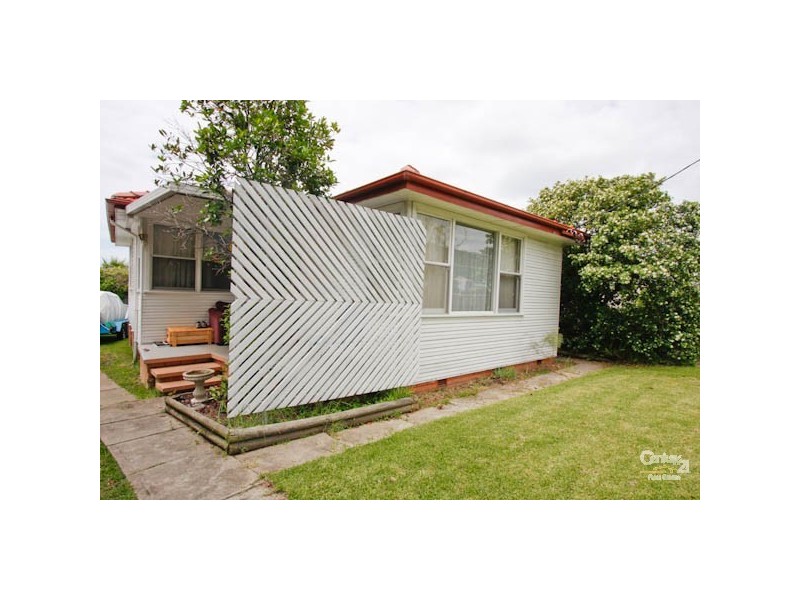 102 Medcalf Street, Warners Bay NSW 2282