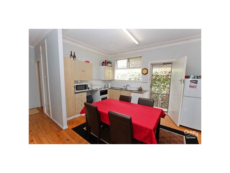 102 Medcalf Street, Warners Bay NSW 2282