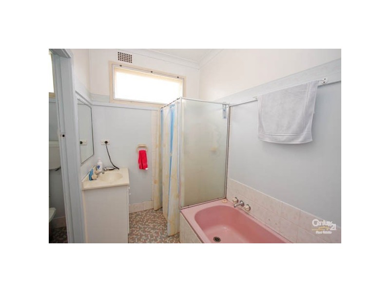 102 Medcalf Street, Warners Bay NSW 2282