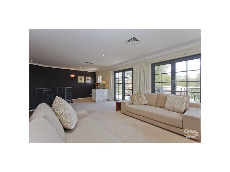 12 The Crest Cove, Valentine NSW 2280