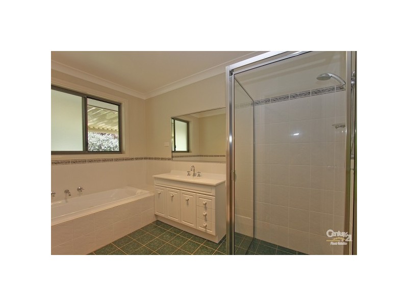 12 The Crest Cove, Valentine NSW 2280