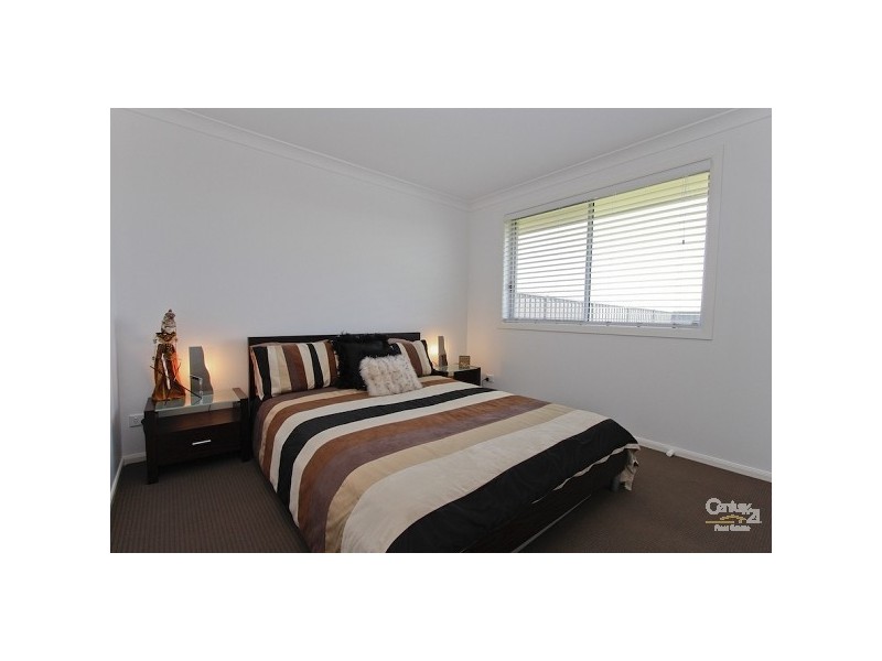 70 Dalmeny Drive, Macquarie Hills NSW 2285