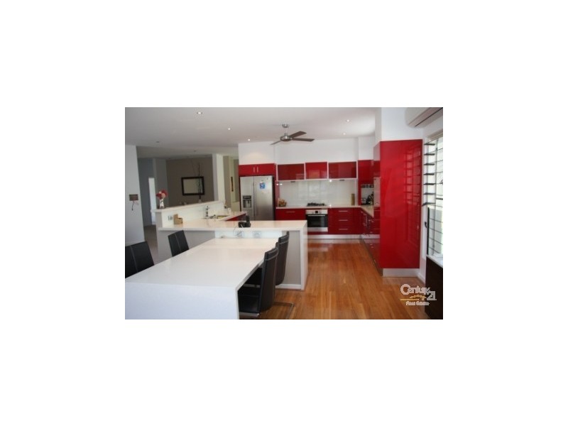 30 Ruswell Avenue, Warners Bay NSW 2282