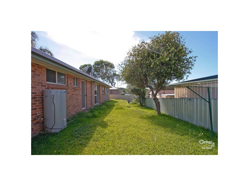 16 Peach Avenue, Cardiff South NSW 2285