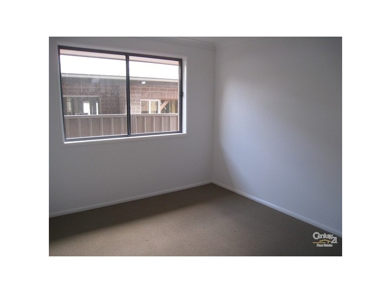 72 Dalmeny Drive, Macquarie Hills NSW 2285