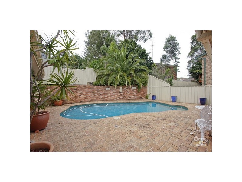 15 Parklea Avenue, Croudace Bay NSW 2280