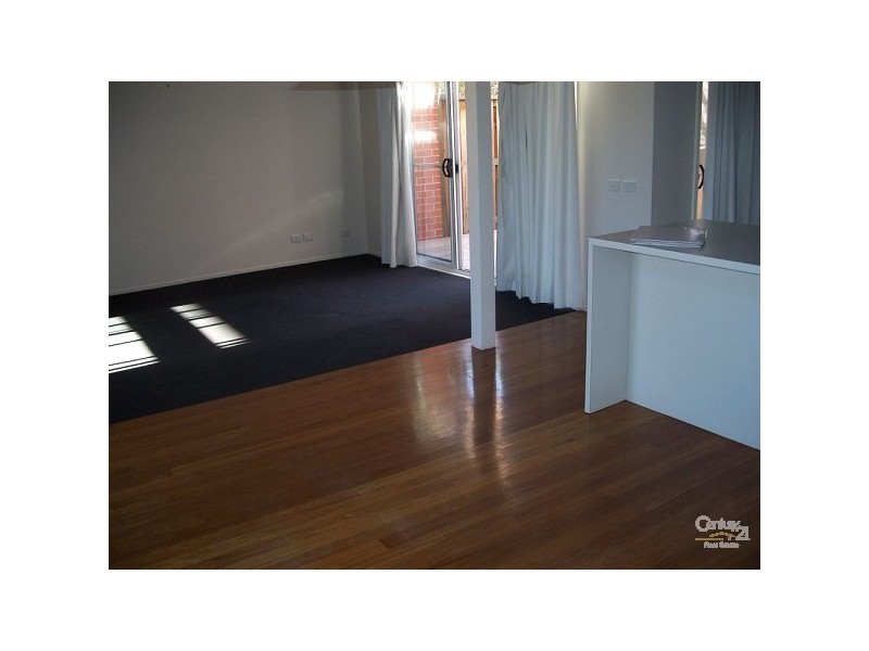 3/4 Robert Street, Merewether NSW 2291