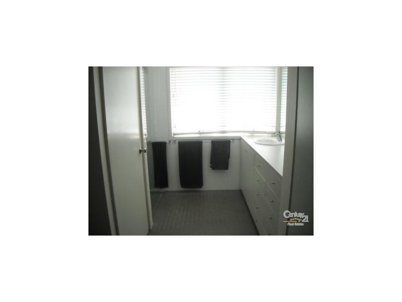 3/4 Robert Street, Merewether NSW 2291