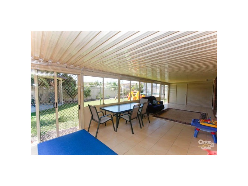 14 Capri Close, Belmont NSW 2280