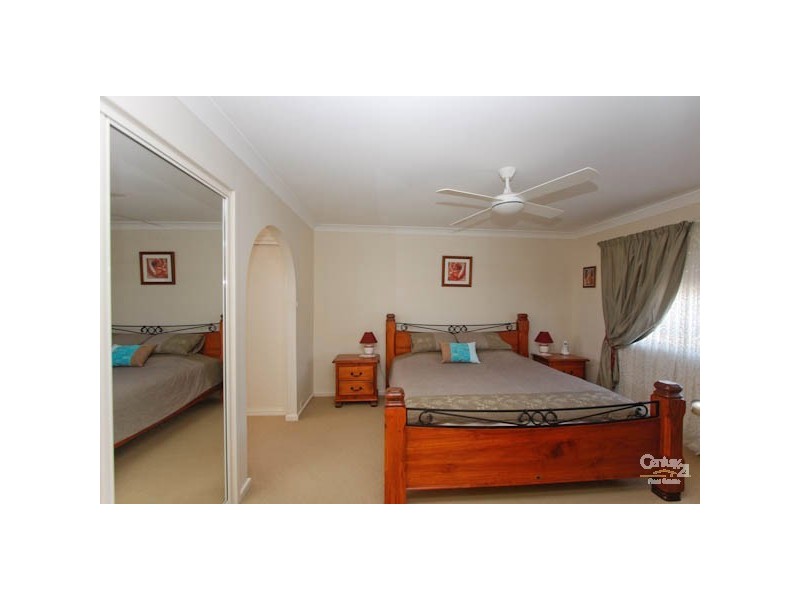 14 Capri Close, Belmont NSW 2280