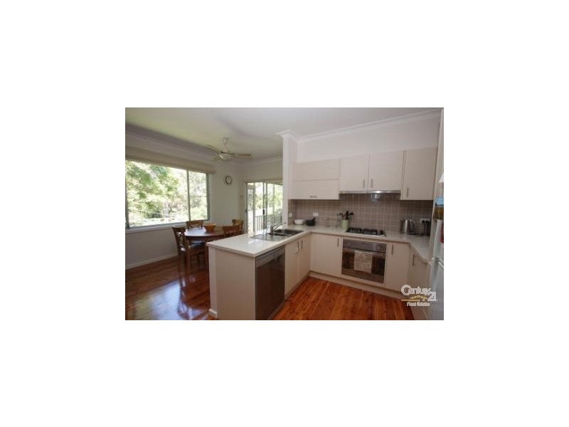 29 Butler Crescent, Warners Bay NSW 2282