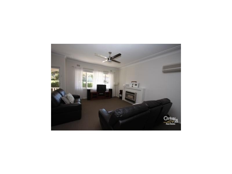 29 Butler Crescent, Warners Bay NSW 2282
