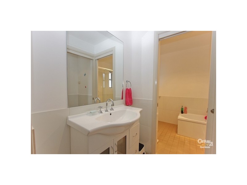 2/346 Pacific Highway, Belmont North NSW 2280