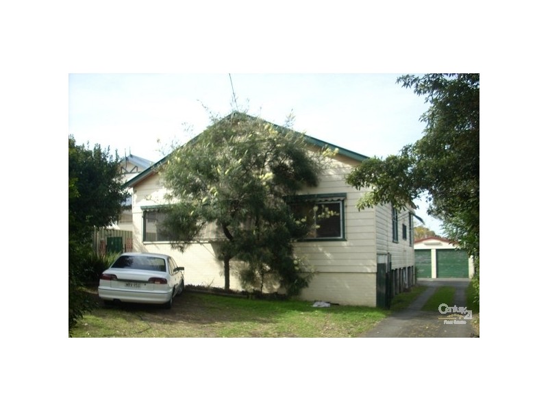 2/208 Wommara Avenue, Belmont North NSW 2280