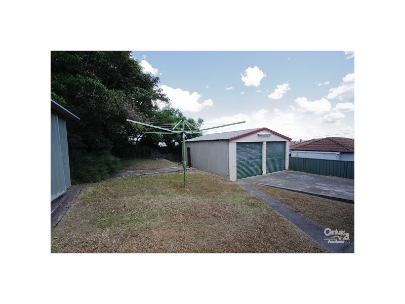 2/208 Wommara Avenue, Belmont North NSW 2280