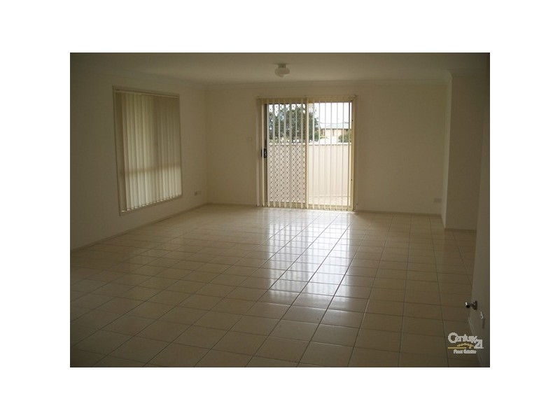 6 Jacana Way, Maryland NSW 2287