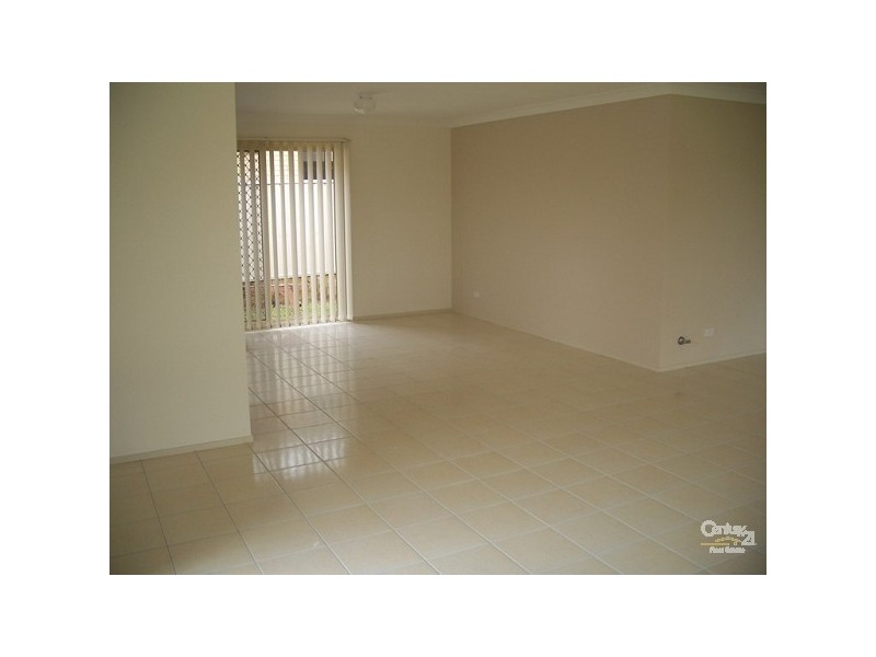 6 Jacana Way, Maryland NSW 2287