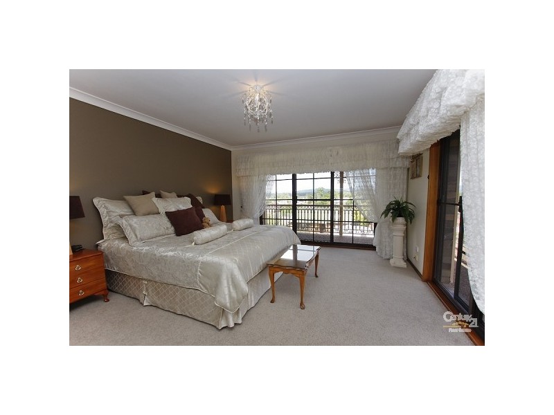 42 Haynes Avenue, Eleebana NSW 2282
