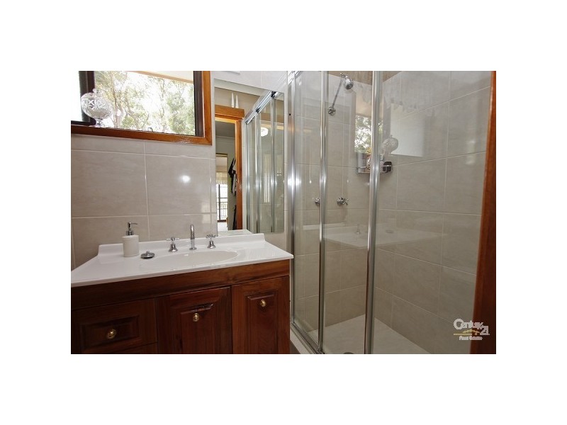 42 Haynes Avenue, Eleebana NSW 2282