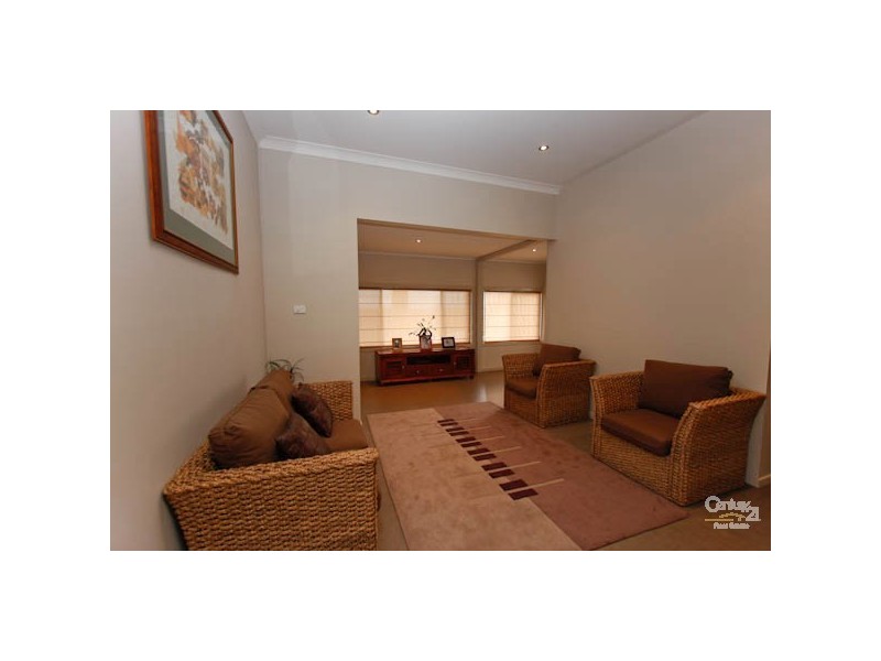 108 Bayview Street, Warners Bay NSW 2282