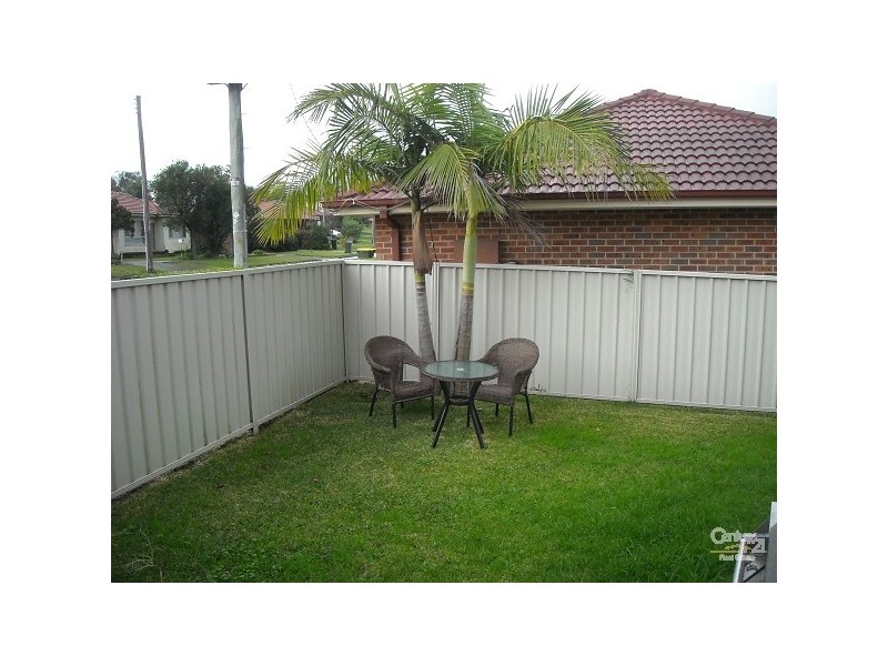 2 Mills Street, Warners Bay NSW 2282