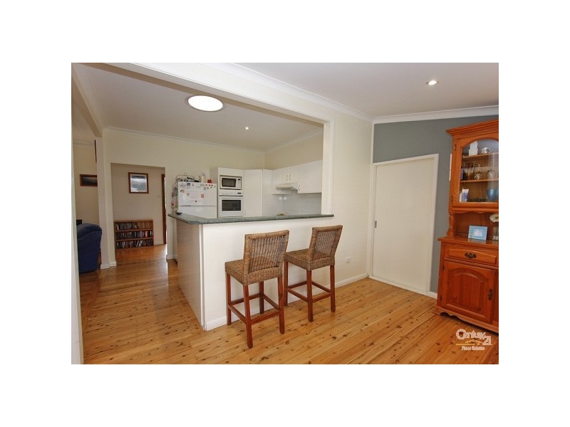 14 Hitchcock Avenue, Belmont NSW 2280