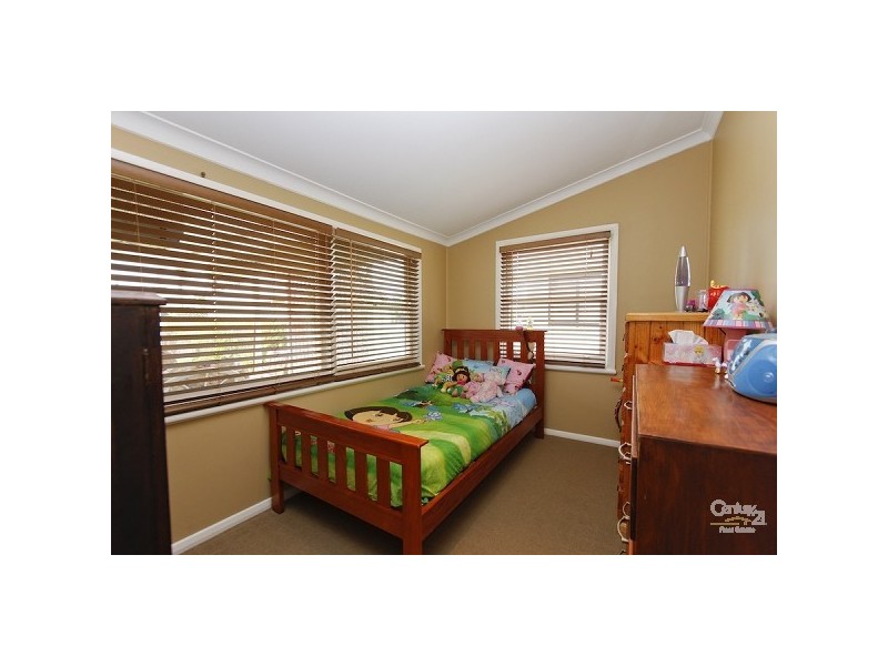 14 Hitchcock Avenue, Belmont NSW 2280