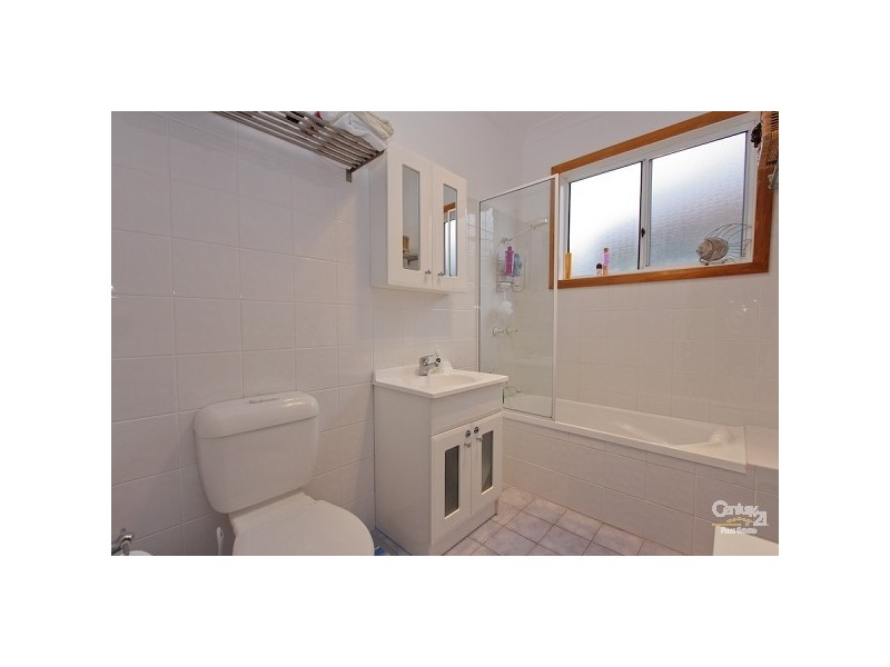14 Hitchcock Avenue, Belmont NSW 2280