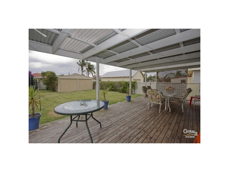 14 Hitchcock Avenue, Belmont NSW 2280