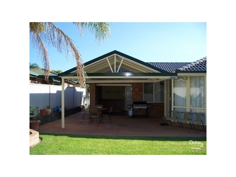 6 Minnesota Way, Warners Bay NSW 2282