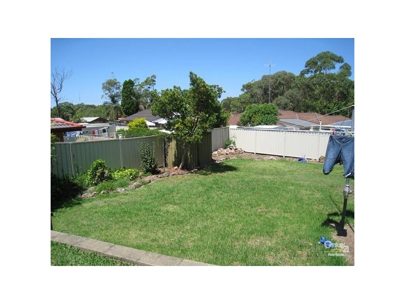 32 Gradburn Parade, Jewells NSW 2280