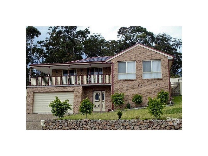 5 Kerrigan Close, Eleebana NSW 2282