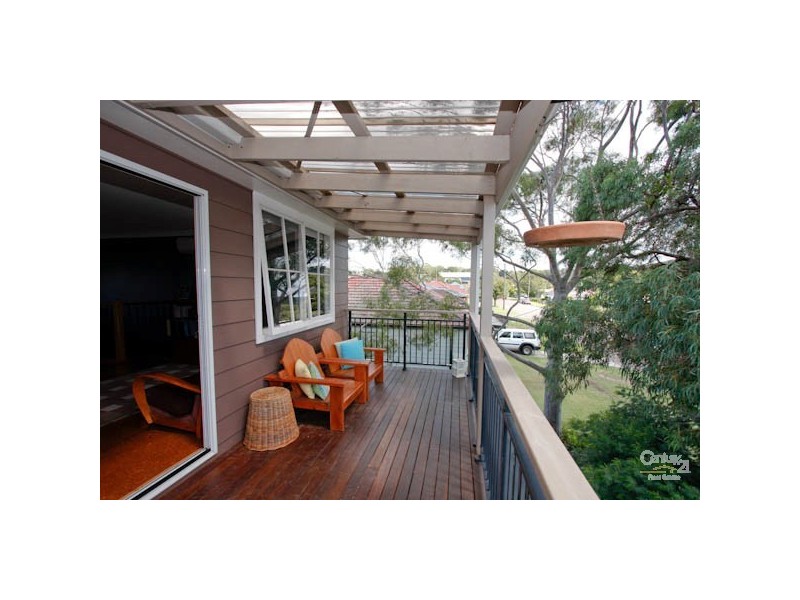 1/14 Redrose Avenue, Belmont NSW 2280