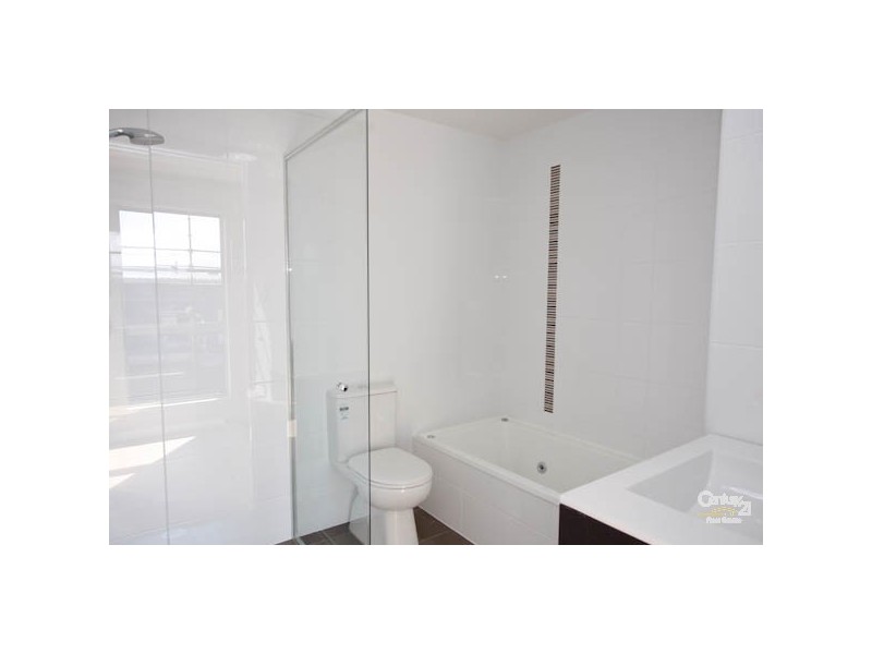 45-47 Dickinson Street, Charlestown NSW 2290