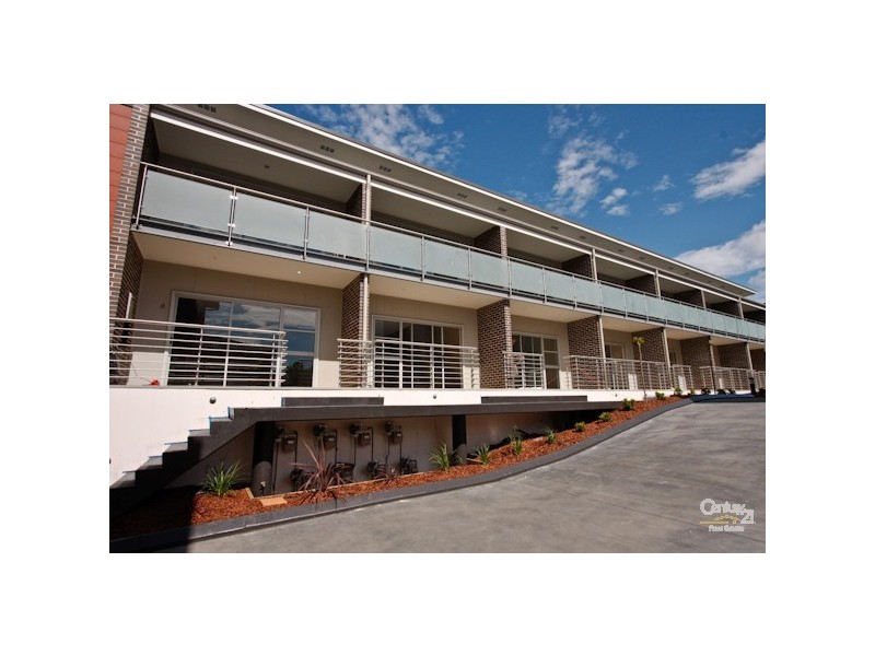 45-47 Dickinson Street, Charlestown NSW 2290