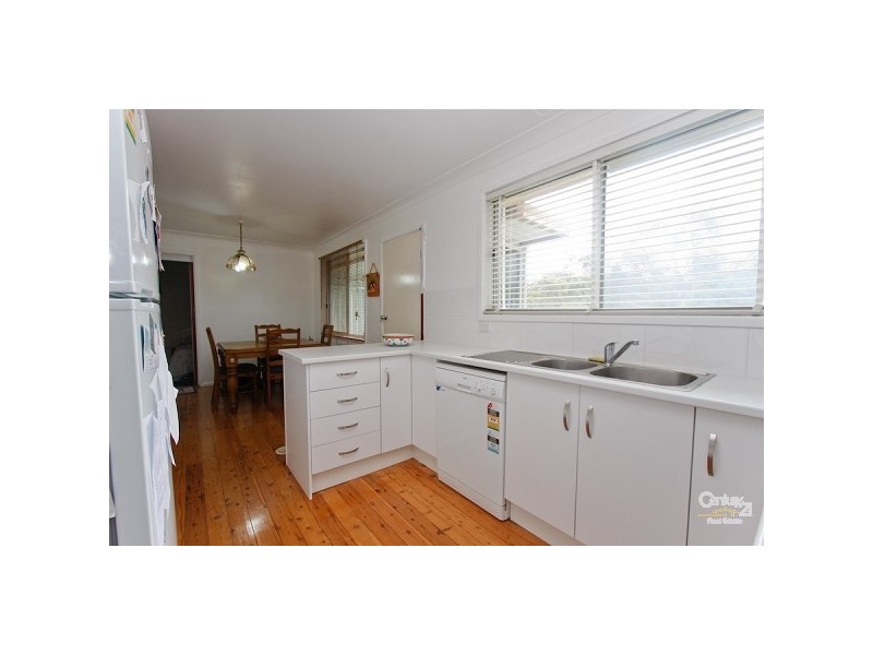 19 Old Belmont Road, Belmont North NSW 2280