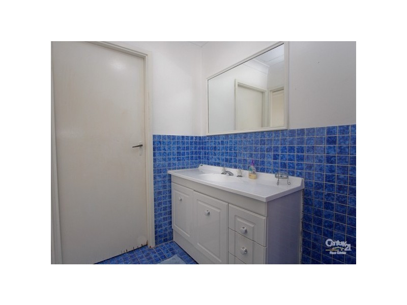 19 Old Belmont Road, Belmont North NSW 2280