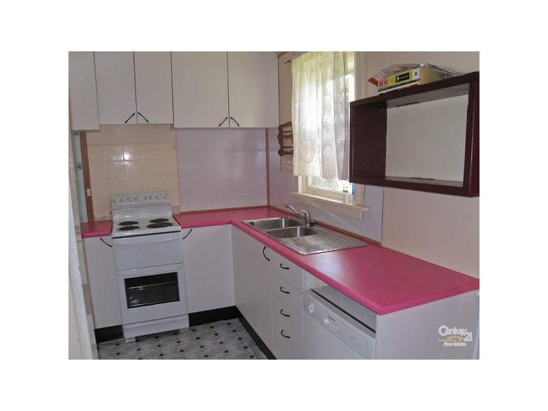 2 Alder Crescent, Gateshead NSW 2290