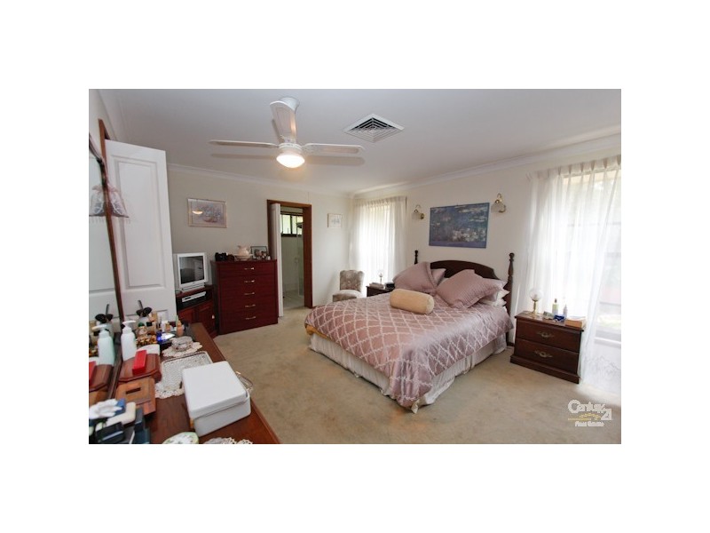 14 Edinburgh Close, Valentine NSW 2280